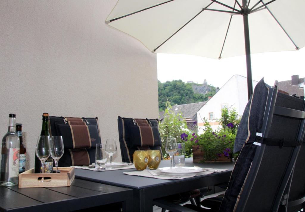 Moselromance - Luxusapartment - Grosse Terrasse - Ruhige Lage ทราเบิน-ทราร์บาค ภายนอก รูปภาพ