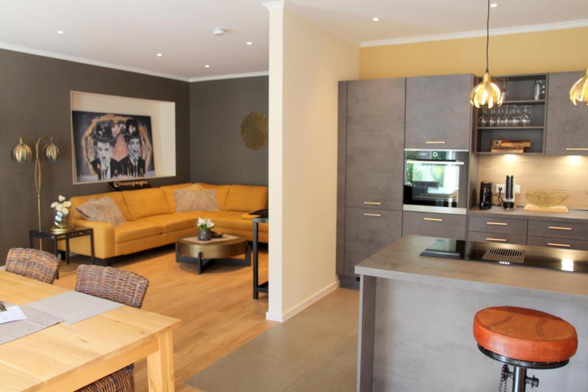 Moselromance - Luxusapartment - Grosse Terrasse - Ruhige Lage ทราเบิน-ทราร์บาค ภายนอก รูปภาพ